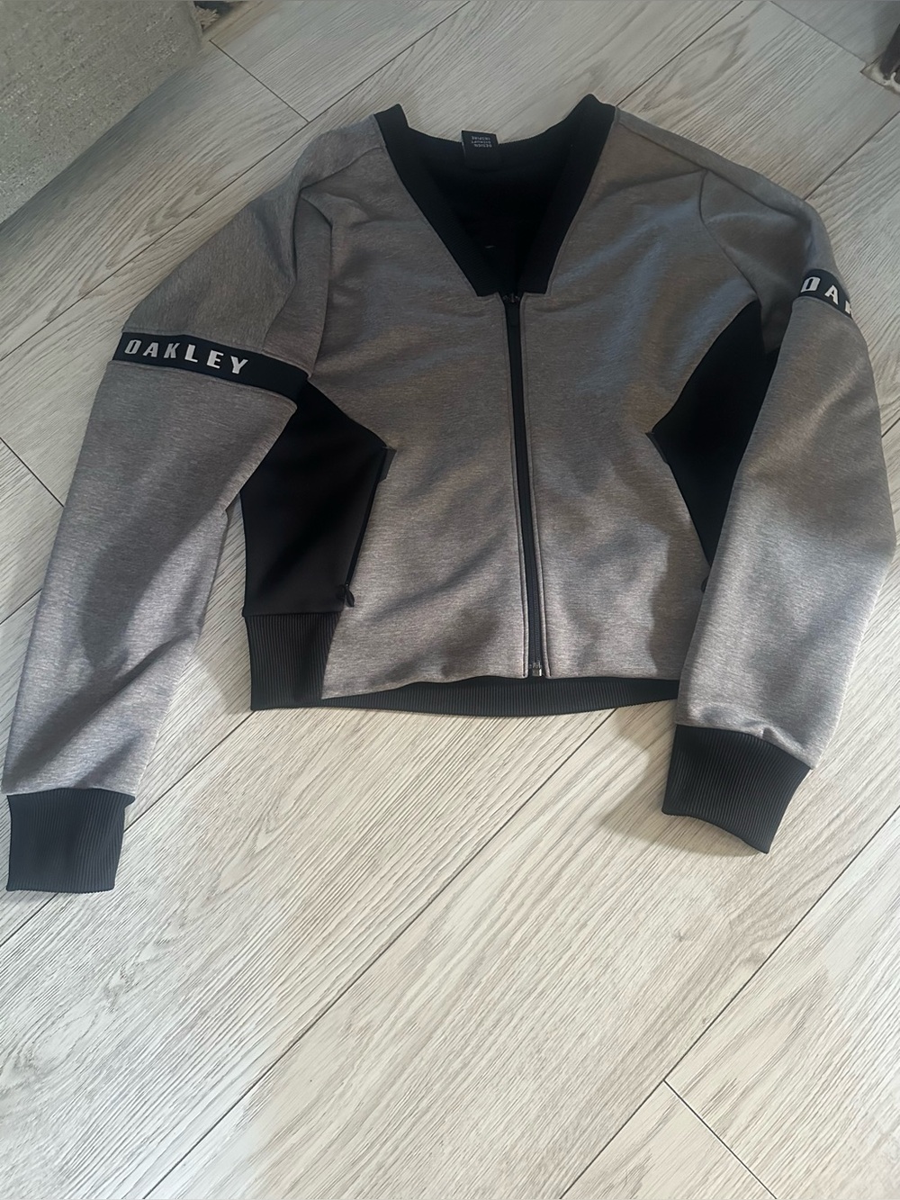 Oakley Grey & Black Zip Front Bomber Jacket M